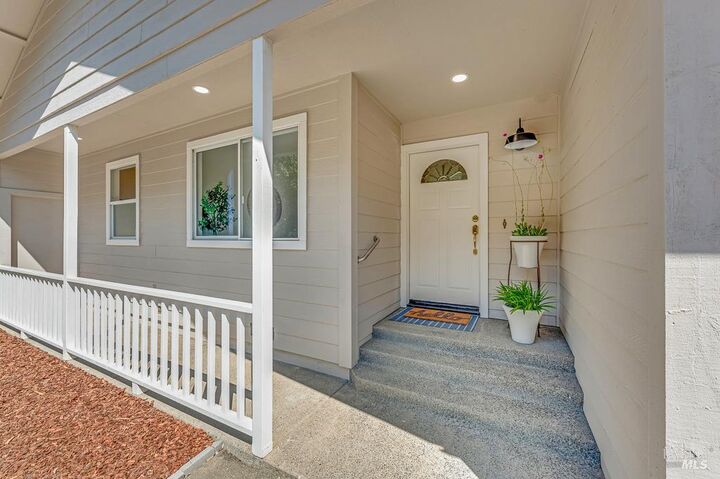 7555 Occidental Road  Sebastopol CA 95472 photo