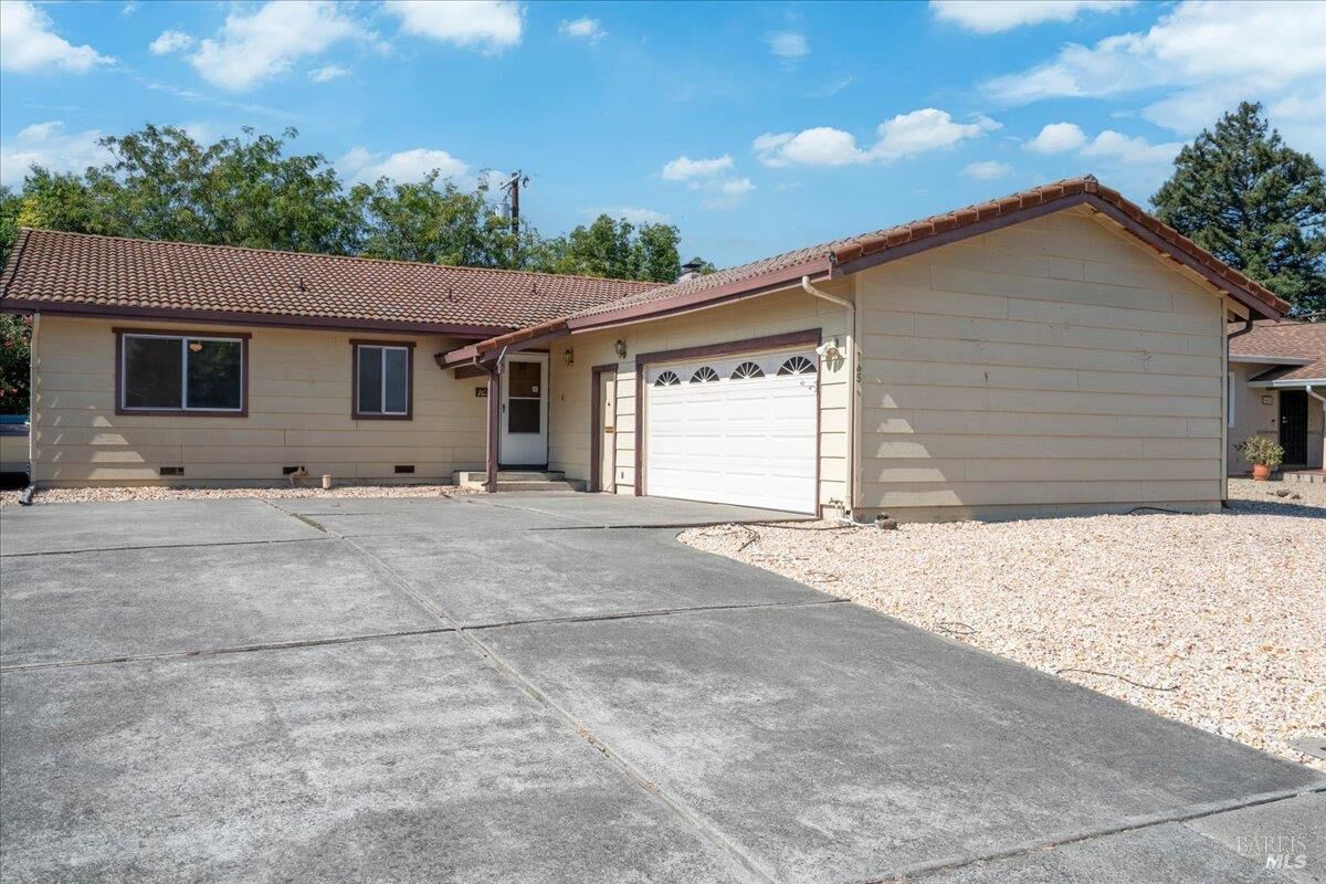 Property Photo:  165 Glacier Circle  CA 95687 