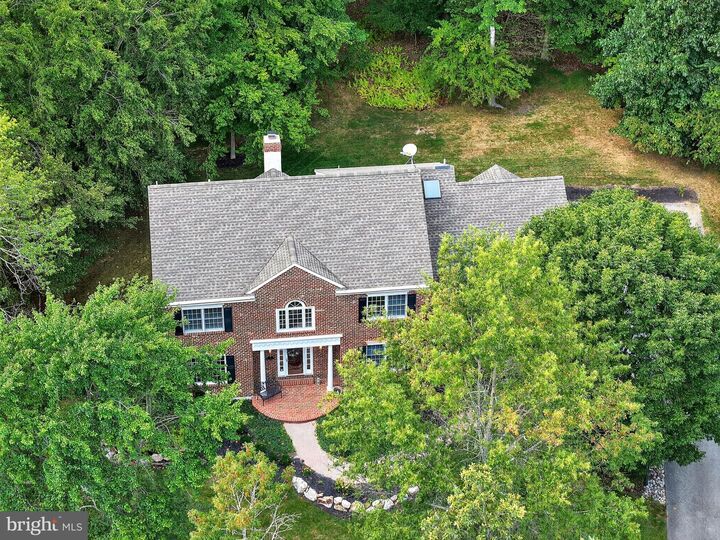 Property Photo: 38 Yarmouth Lane PA 19335