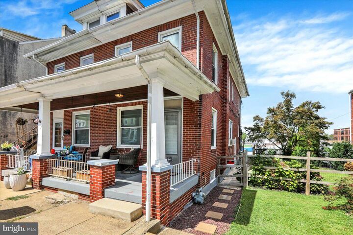 609 Fern Avenue  Reading PA 19611 photo