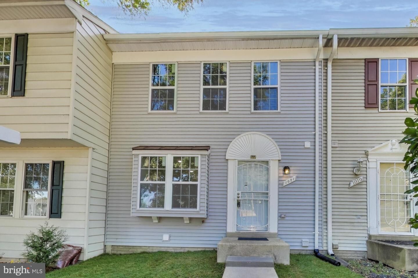 Property Photo:  1021 Huntsworth Court  MD 20743 