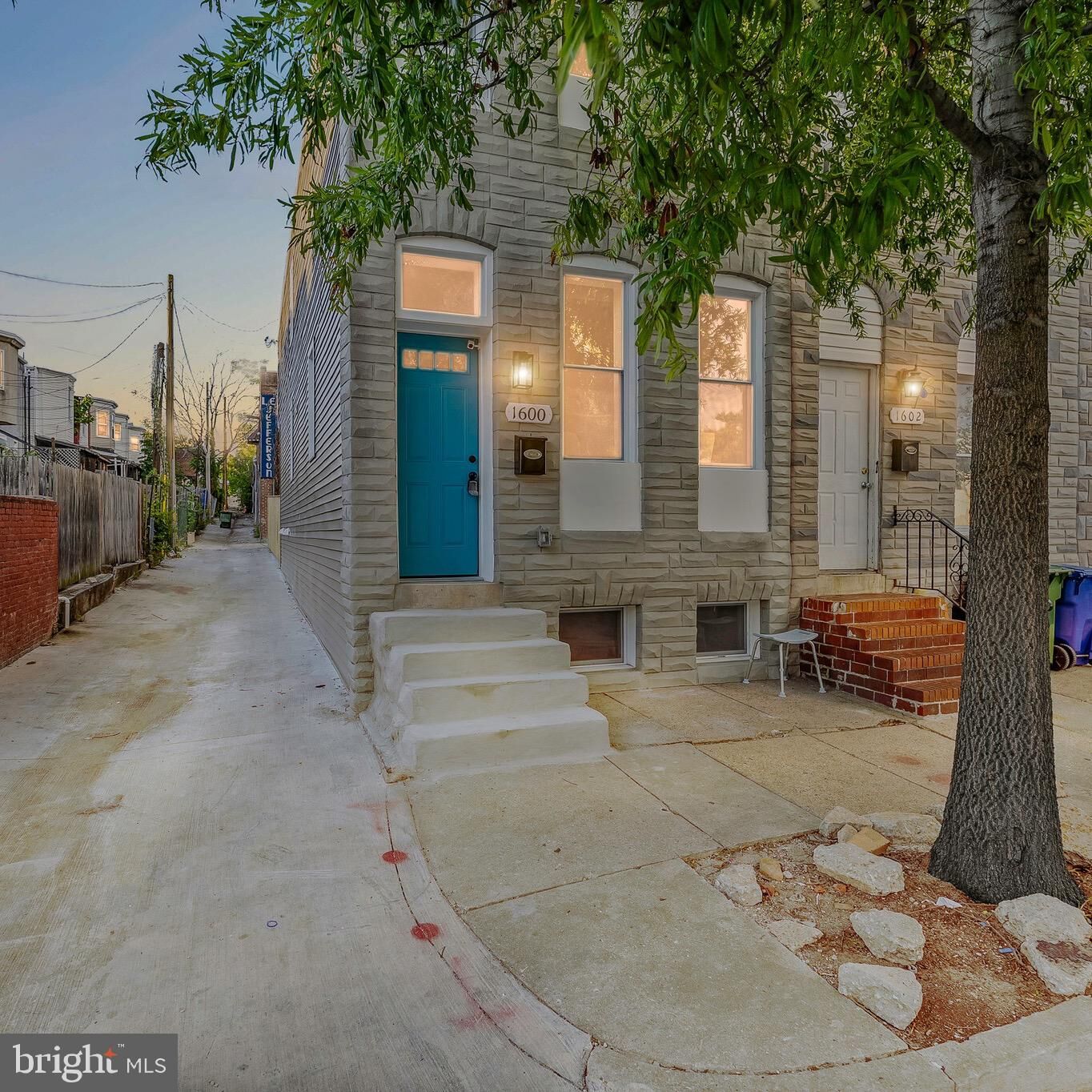 Property Photo:  1600 E Federal Street  MD 21213 