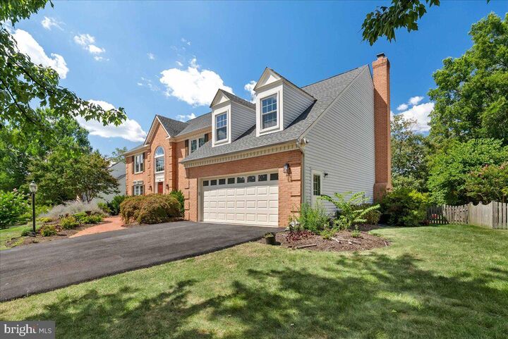8608 Oak Brook Lane  Fairfax Station VA 22039 photo