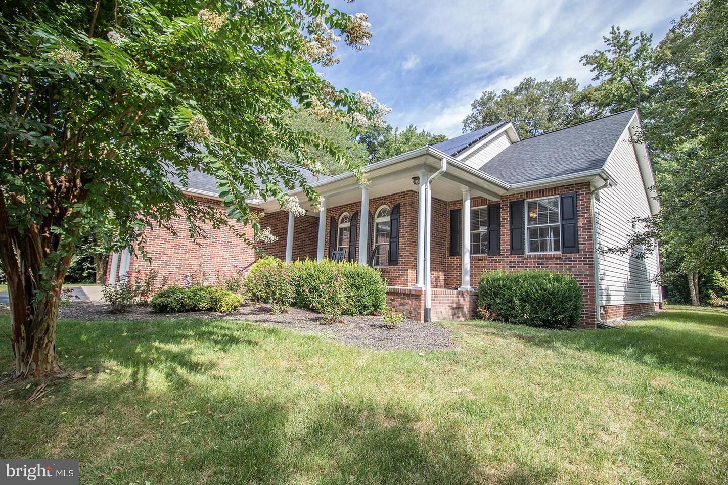 Property Photo: 23220 Brandon Court MD 20650