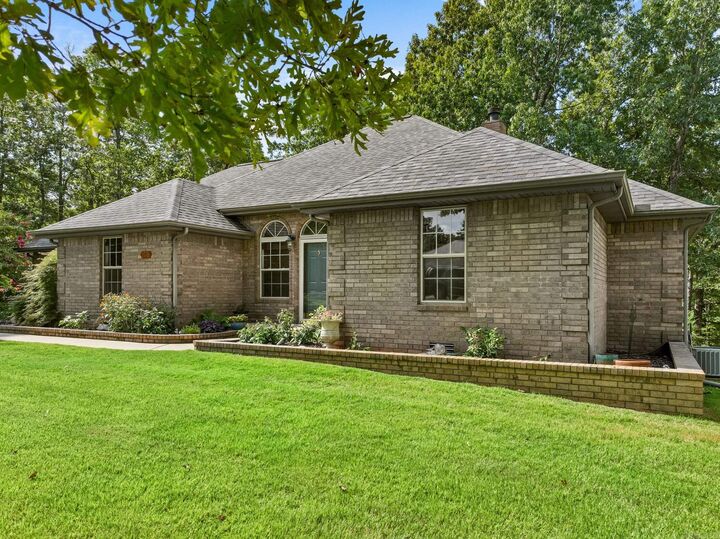 Property Photo: 198 Breckenridge Court AR 72653