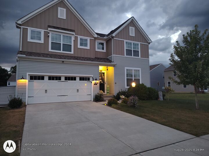 131 Broadmoore Boulevard  Pataskala OH 43062 photo