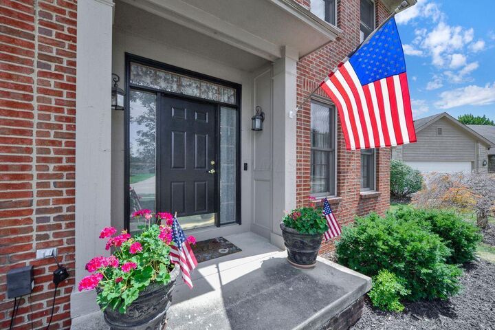 Property Photo: 4686 Heatherblend Court OH 43123