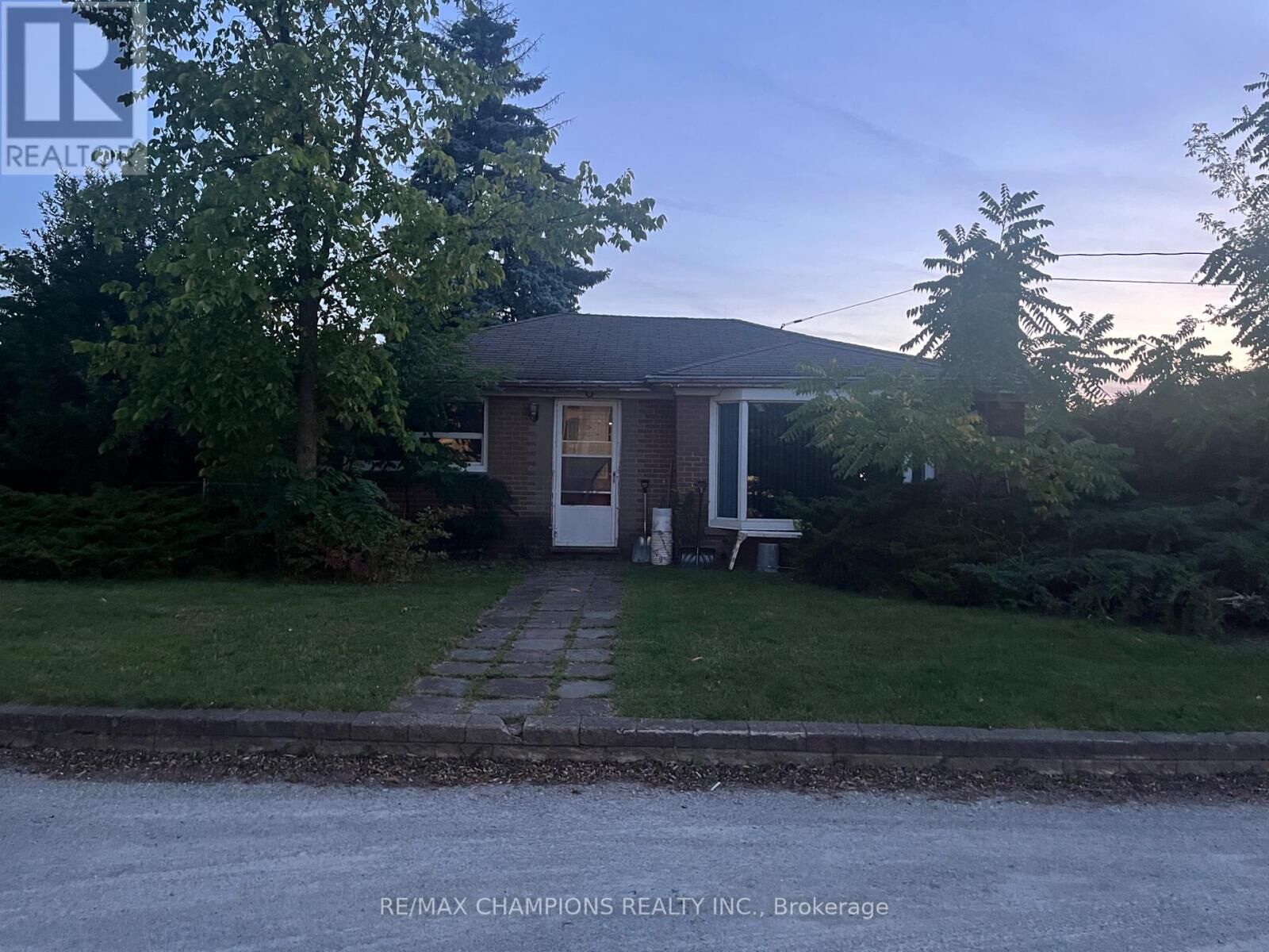 Photo de la propriété:  12104 Hurontario Street  ON L7A 1E6 