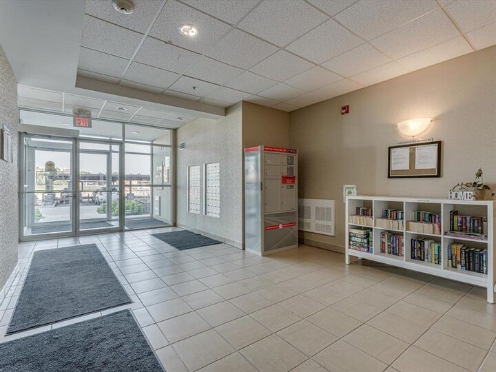 Property Photo: 100 Creek Bend Road MB R2N 0G1