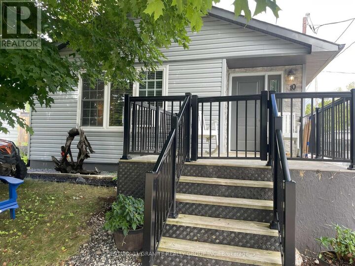 Photo de la propriété:  10 Magnolia Street  ON K0L 1M0 