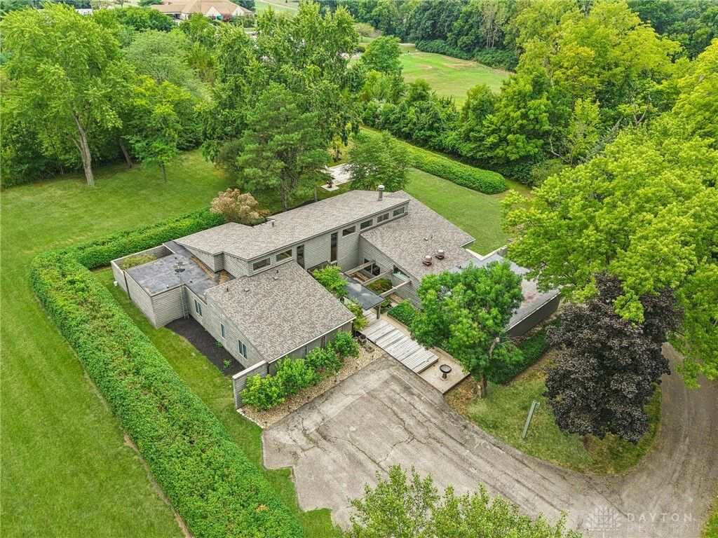 Property Photo:  6505 Taywood Road  OH 45322 