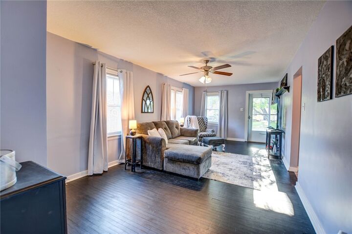 Property Photo: 1066 N Oakcrest Avenue IL 62522