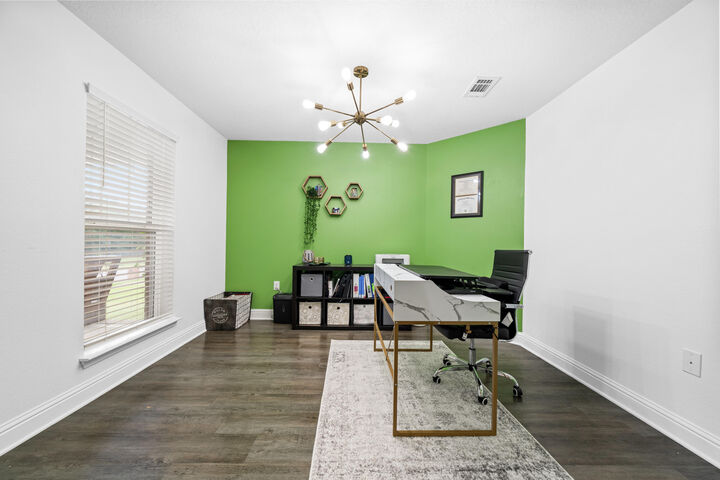 Property Photo:  3023 Crown Creek Circle  FL 32539 