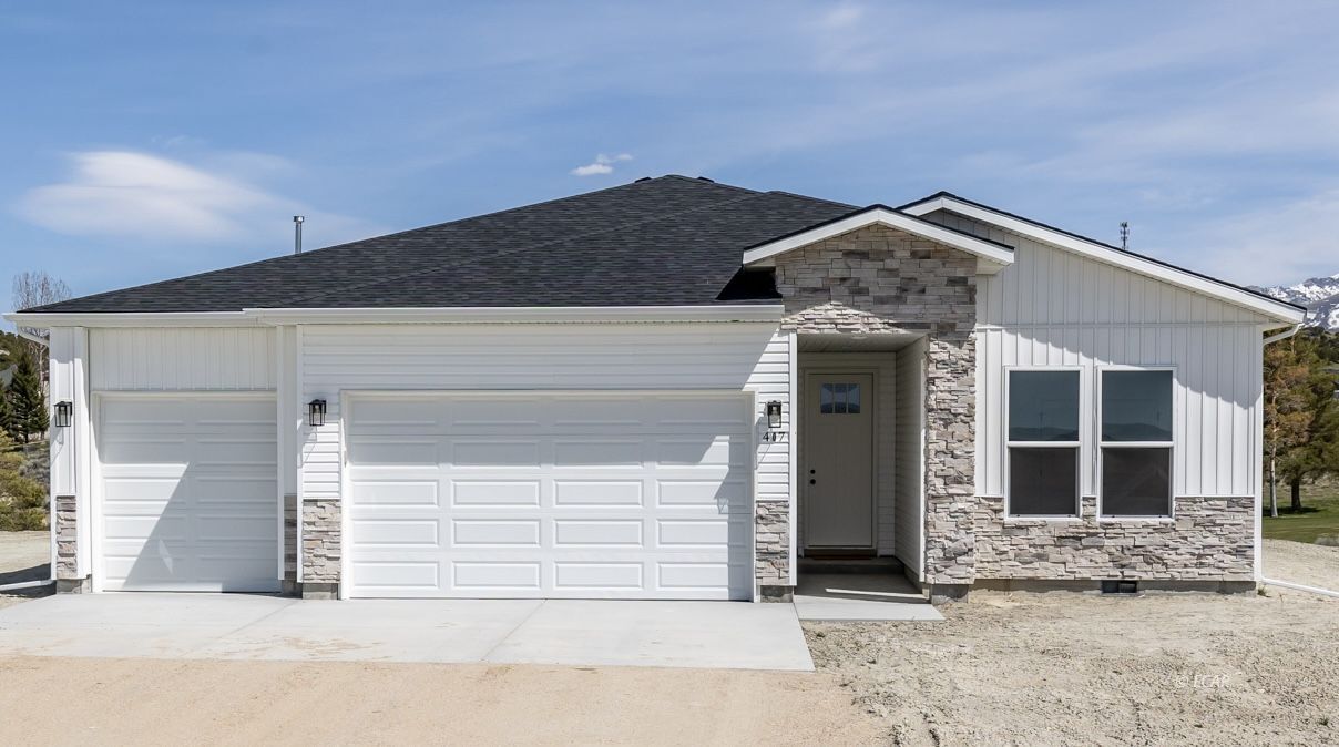 Property Photo:  2910 Aria Way  NV 89801 