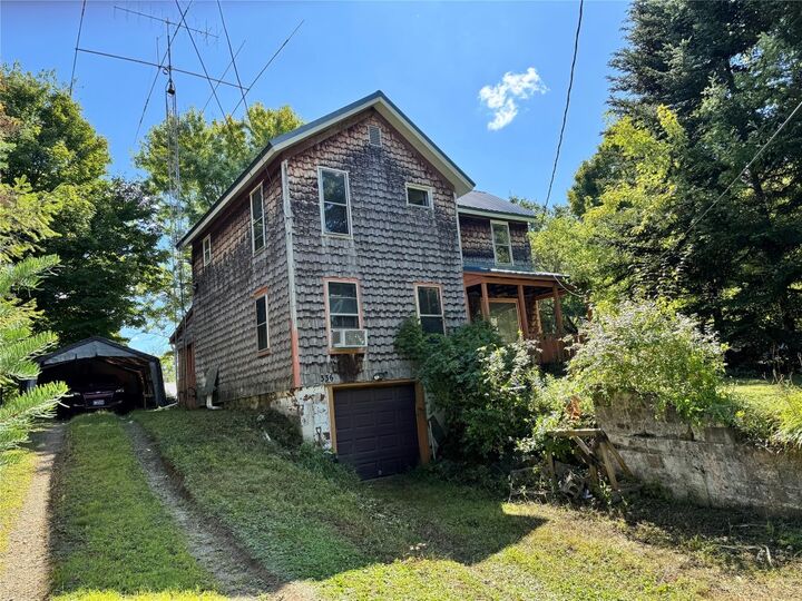 336 Essex Street  Corry PA 16407 photo