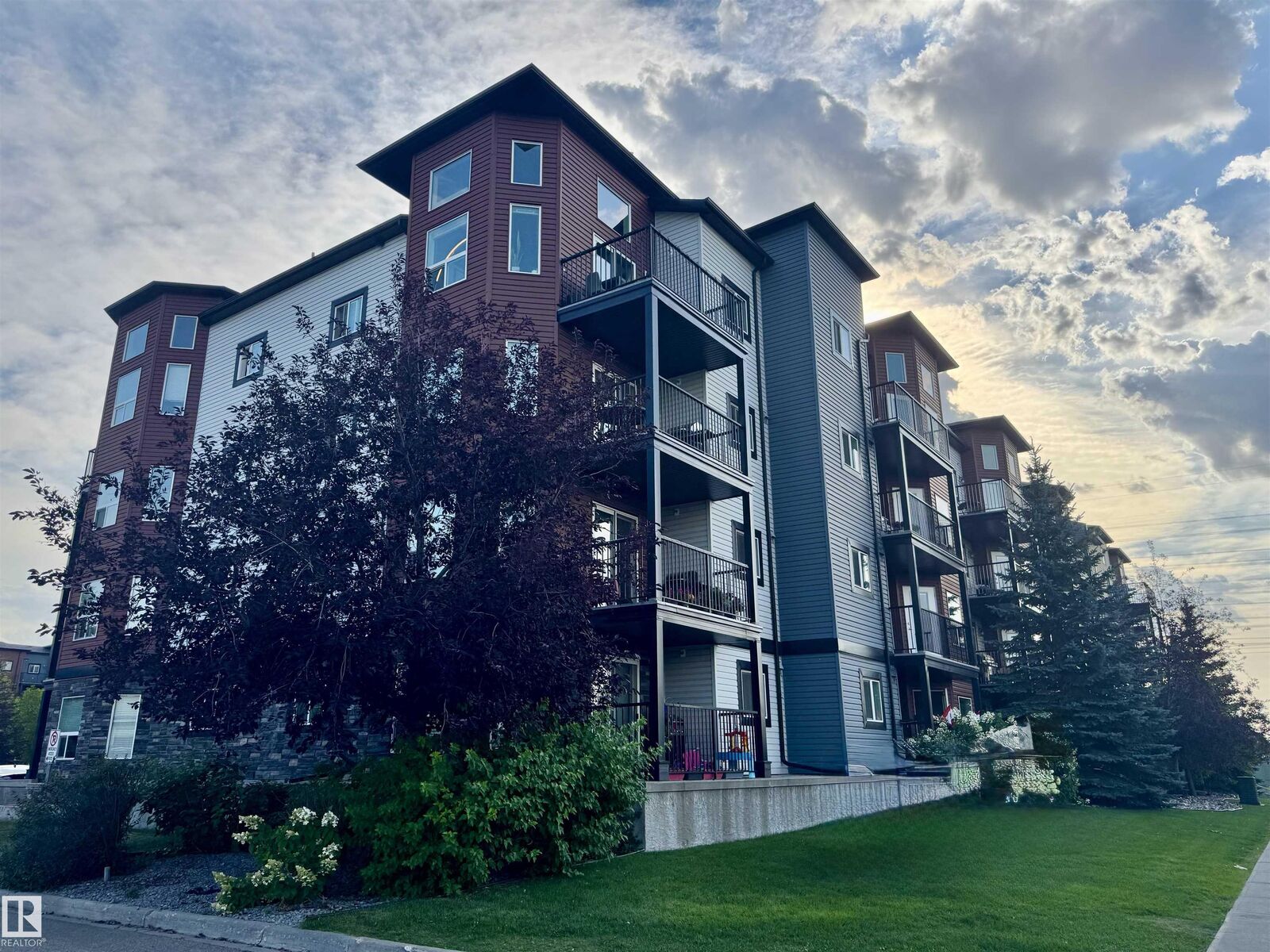 Property Photo: 400 Silver Berry Road NW 213 AB T6T 0H1
