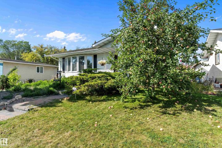 Property Photo: 7216 33 Avenue NW AB T6K 1K3