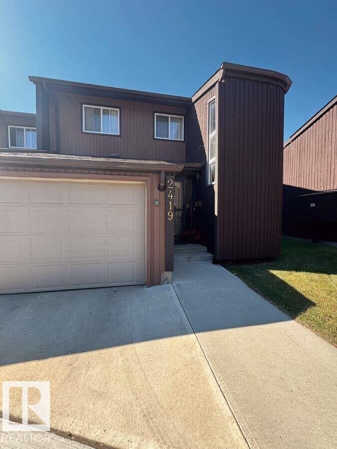 Photo de la propriété: 2419 142 Avenue NW AB T5Y 1Y3