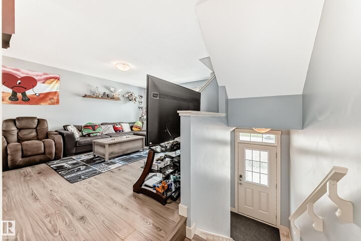 Property Photo: 1391 Starling Drive NW 5 AB T5S 0L3