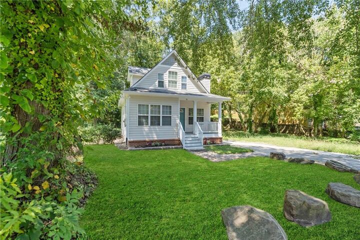 Property Photo:  75 Johnson Road NW  GA 30318 