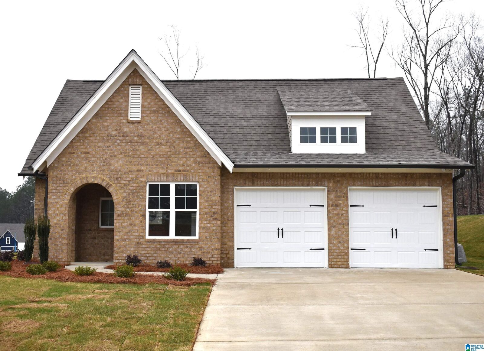 Property Photo:  401 Gateshead Drive  AL 35147 