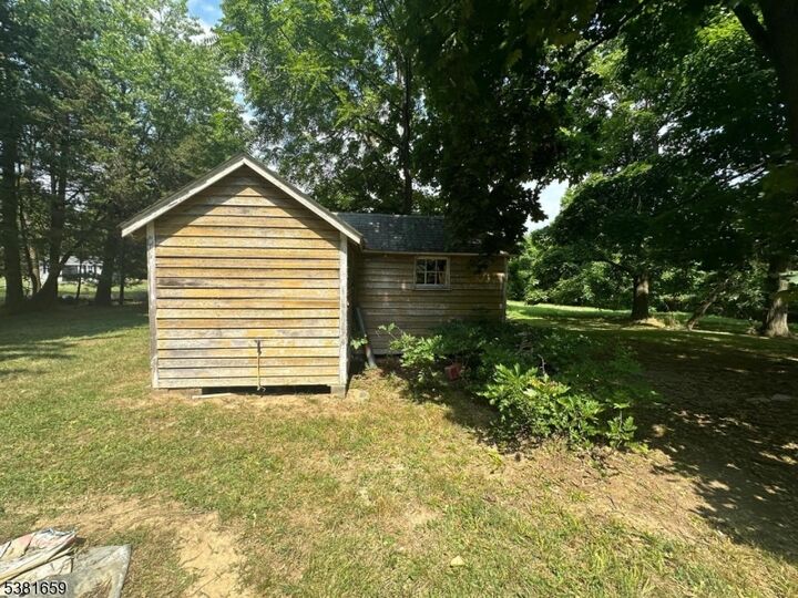 Property Photo: 420 Bellwood Ave NJ 08802