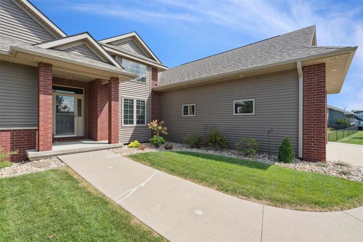 Property Photo: 1570 Timber Wolf Dr IA 52317