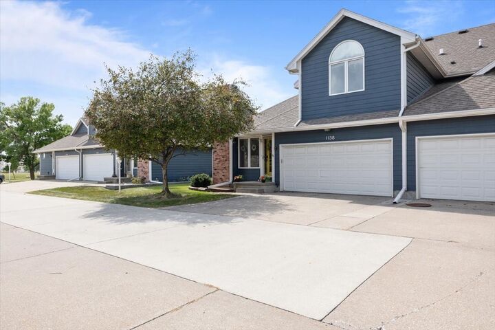 Property Photo: 1138 SE Mill Pond Court IA 50021