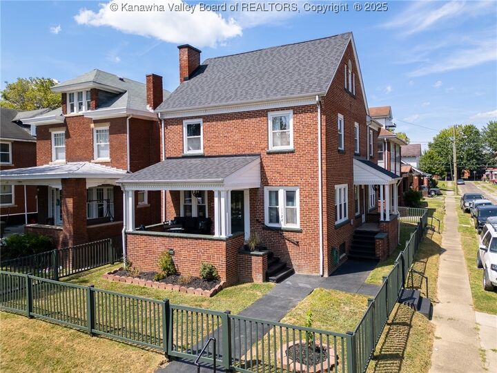 1122 10th Avenue  Huntington WV 25701 photo