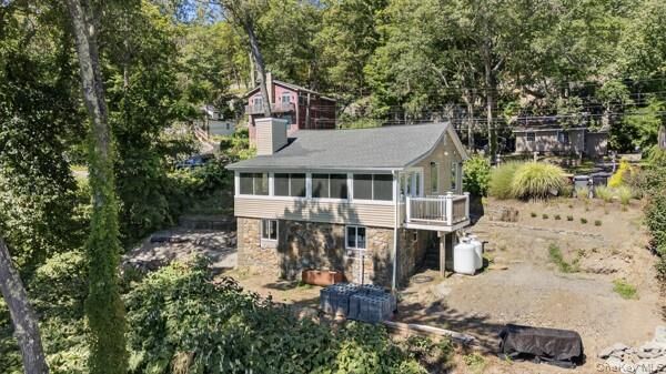 6 Deer Trail N  Greenwood Lake NY 10925 photo