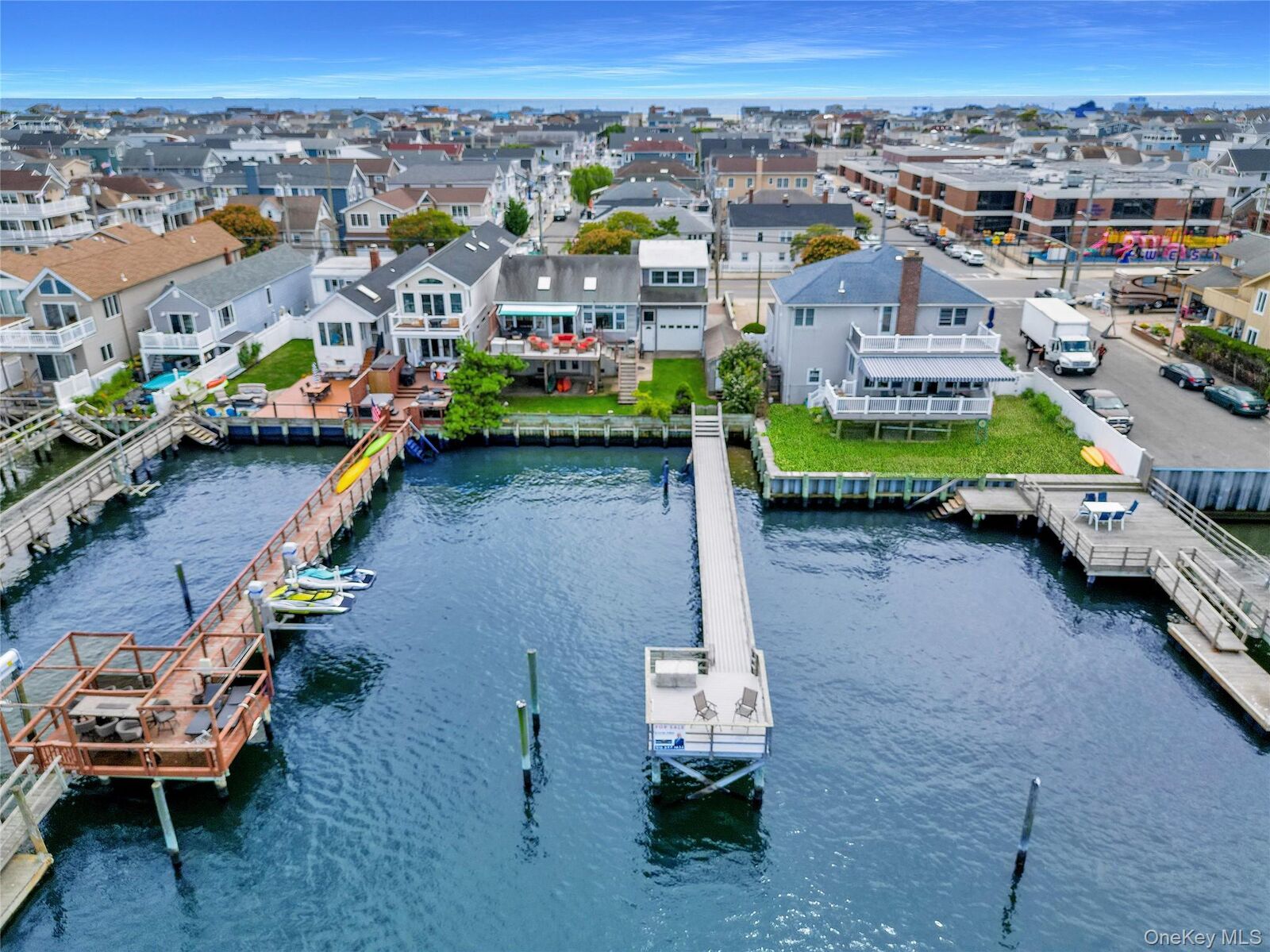 Property Photo:  1007 W Park Avenue  NY 11561 