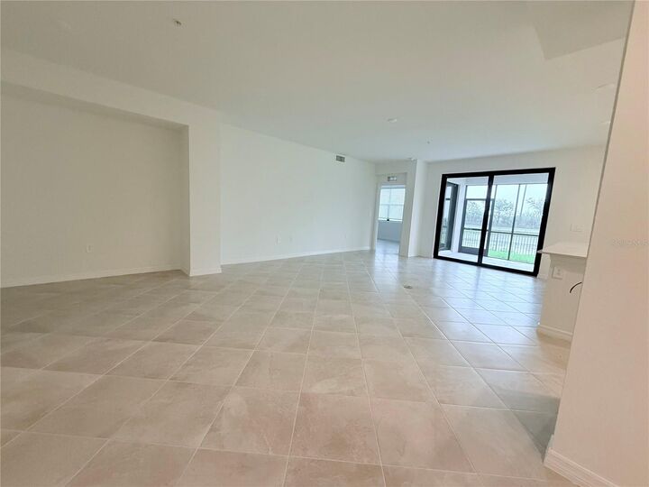 Property Photo: 5624 Summit Pointe Circle 104 FL 34210