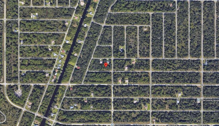 Property Photo: 13986 Dunlap Avenue FL 33953