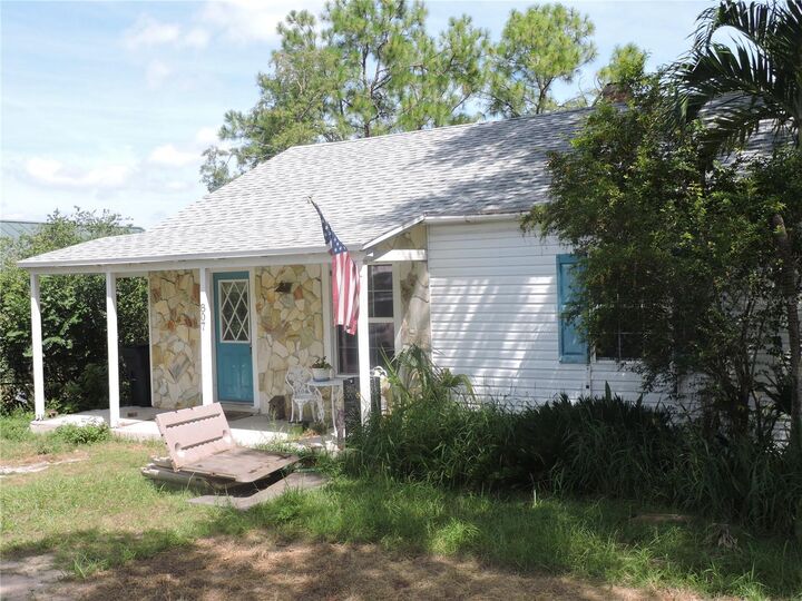 Property Photo:  807 Campbell Avenue  FL 33853 