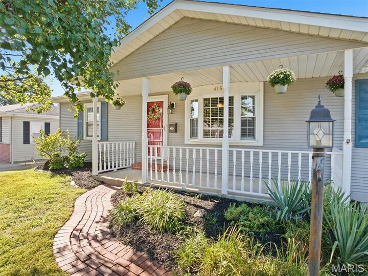 Property Photo: 416 Bollman Avenue IL 62025
