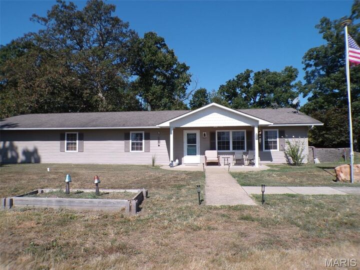 Property Photo:  887 Hagen Drive  MO 63077 