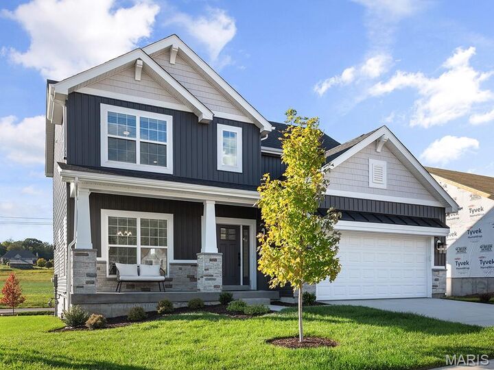Property Photo: 2 Royal Ii At Harvest Manors MO 63385
