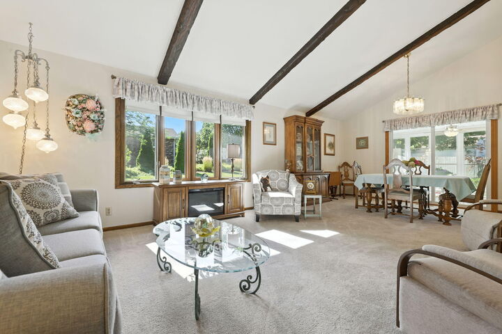 Property Photo: 3800 Cardinal Ct WI 53405