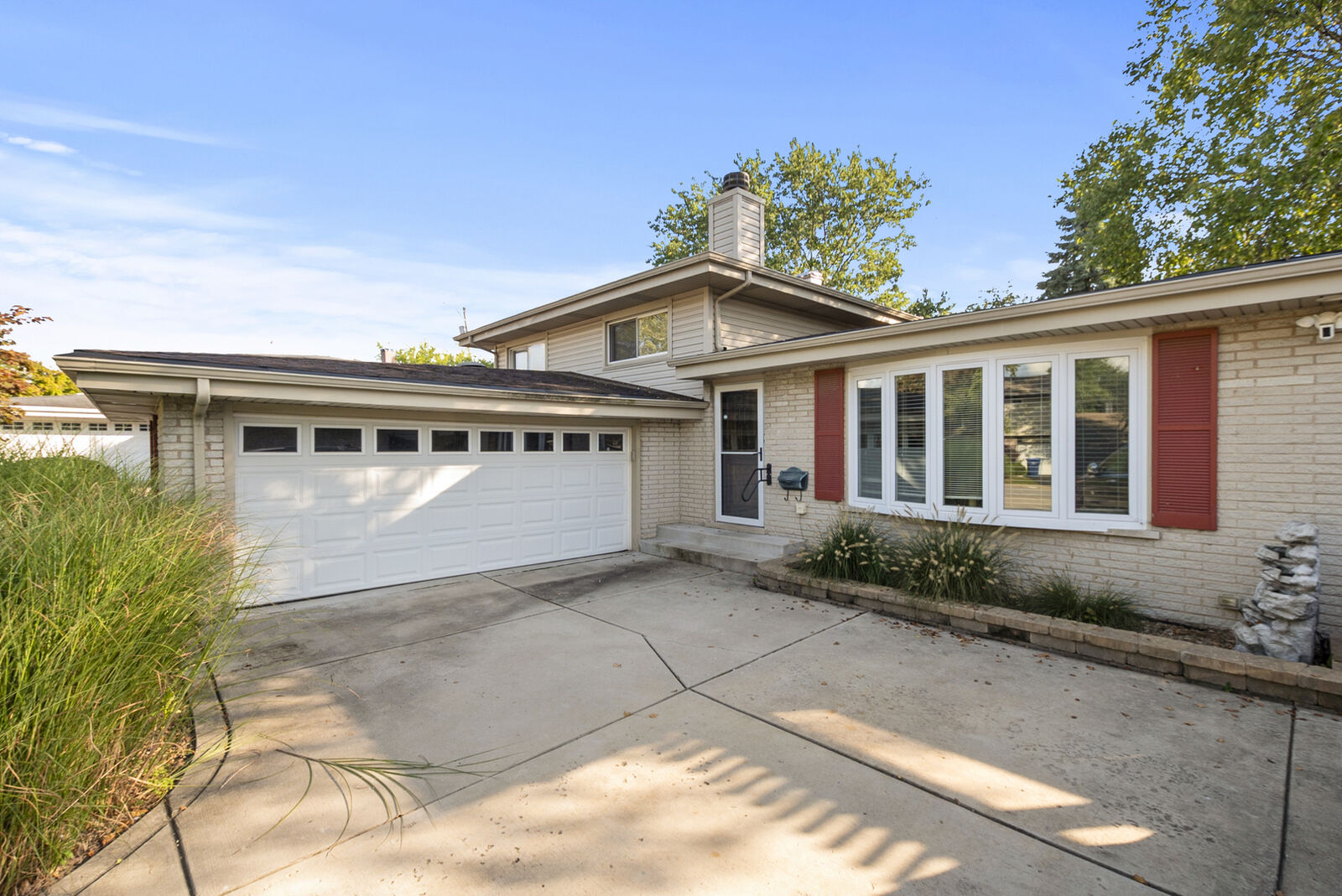 Property Photo: 9141 Meadowview Drive IL 60457