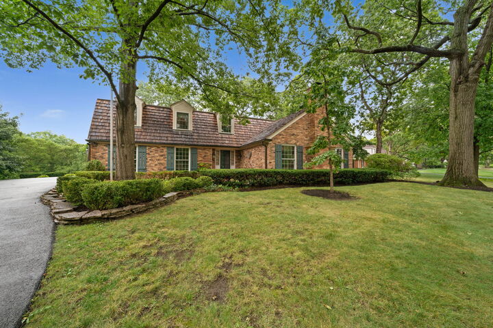 Property Photo: 21410 W York Court IL 60047