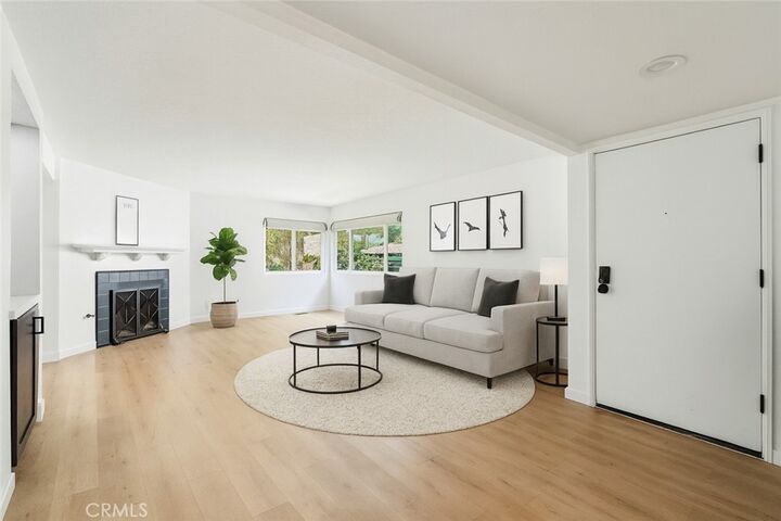 Property Photo: 24452 Ward St CA 90505