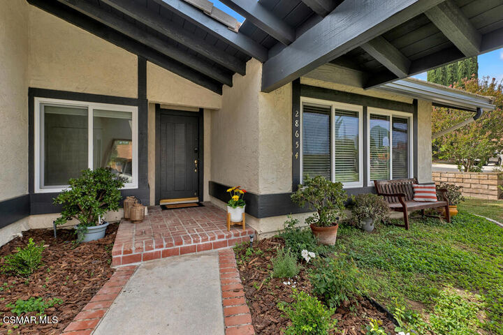 Property Photo: 28654 Quaint Street CA 91301