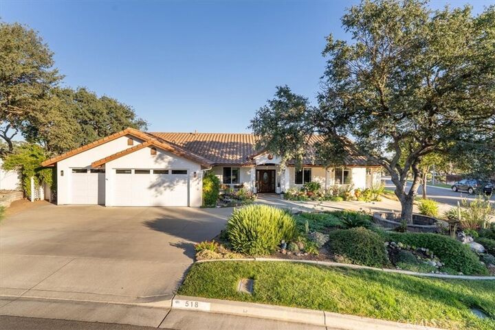 Property Photo:  518 Grand Canyon Drive  CA 93446 