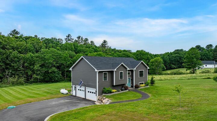 Property Photo:  101 Oak Hill Road Road  ME 04474 