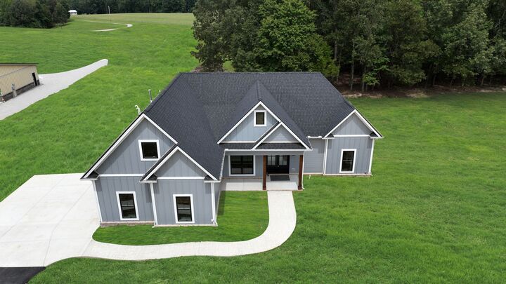 Property Photo:  887 Ovoca Lake Rd  TN 37388 