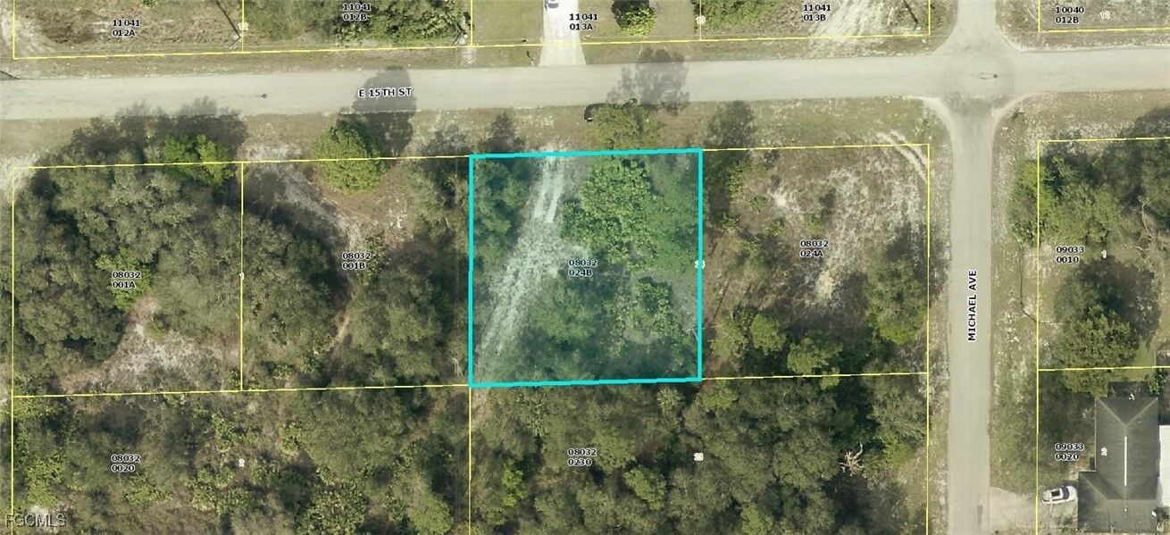 Property Photo:  1904 E 15th Street  FL 33972 
