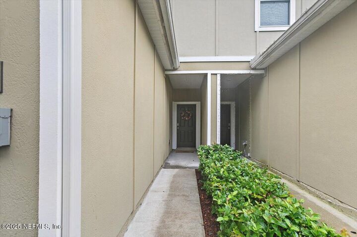 Property Photo:  86472 Shortline Circle  FL 32097 