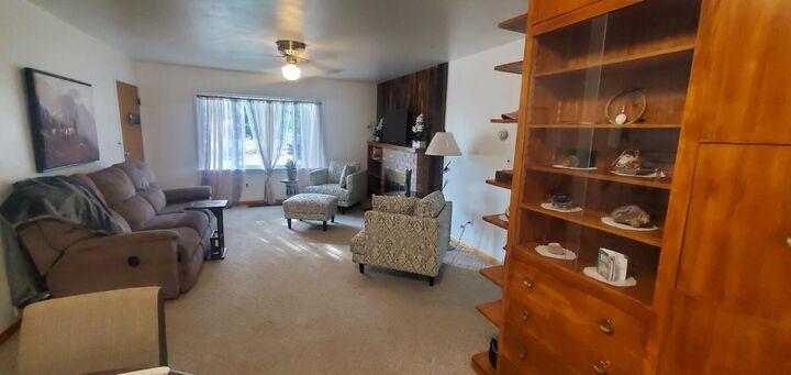 Property Photo:  304 N Third St East  WA 99109 