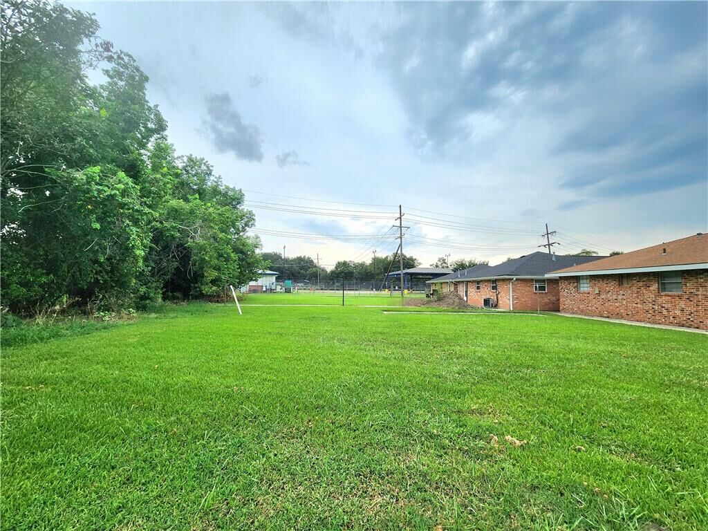 Property Photo: Lambda Street LA 70037