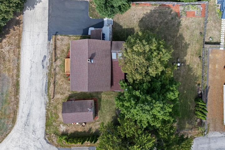 Property Photo:  5 Short Street  NH 03452 